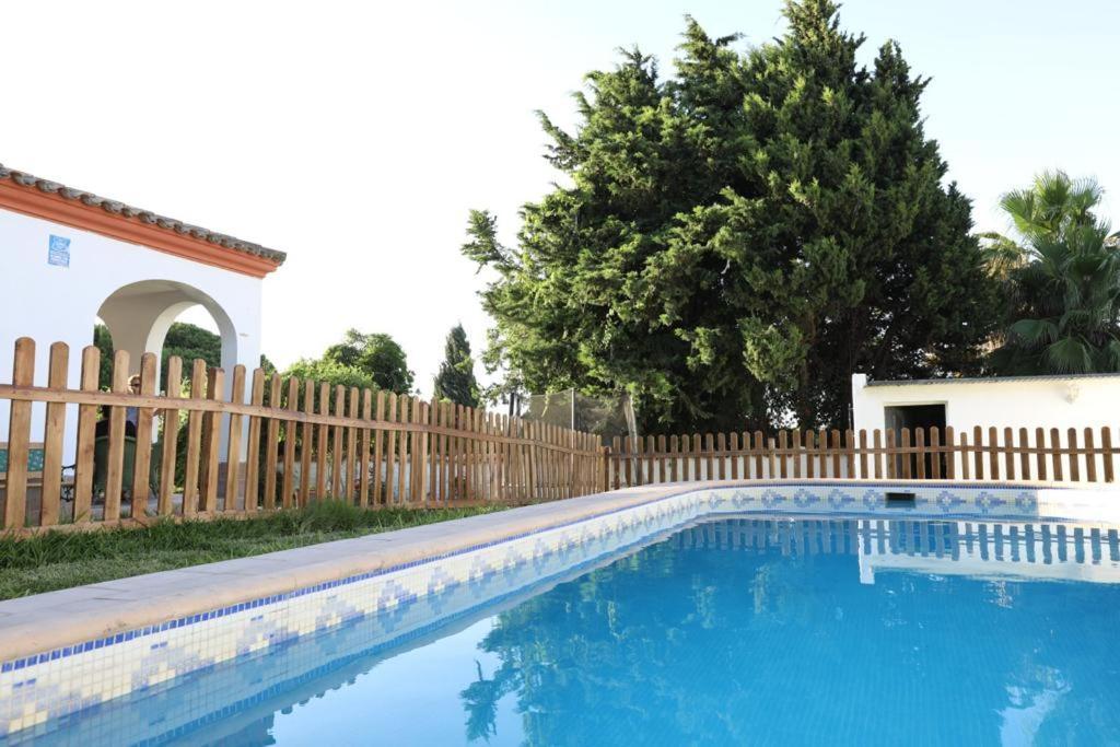 Chalet Con Piscina, Amplio Jardin Y Aire Acondicionado Chiclana de la Frontera Buitenkant foto