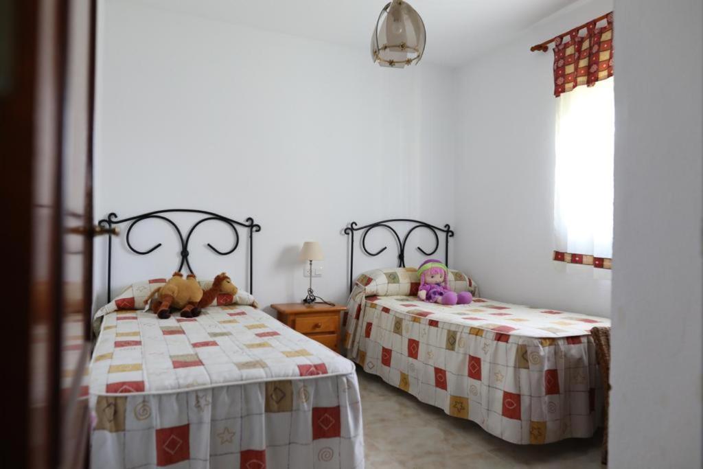 Chalet Con Piscina, Amplio Jardin Y Aire Acondicionado Chiclana de la Frontera Buitenkant foto