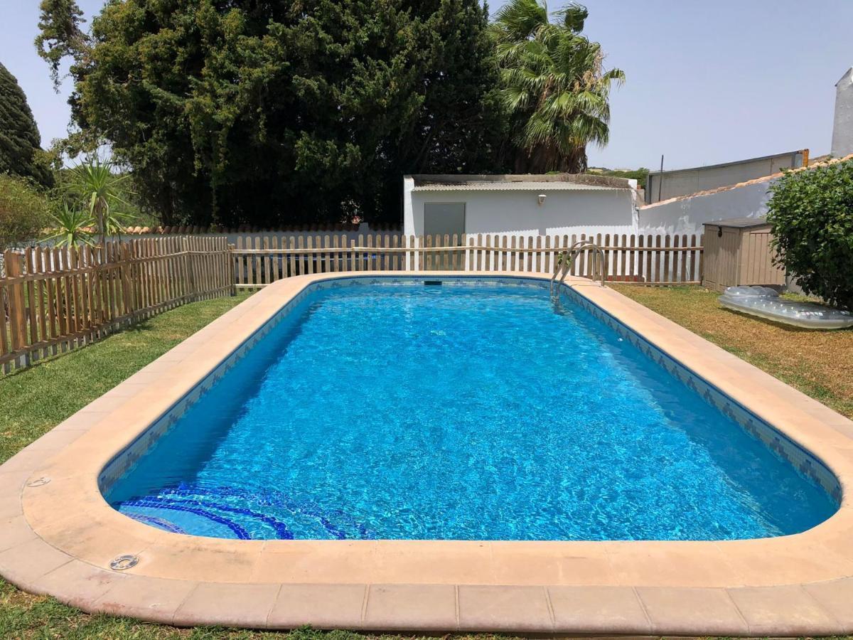 Chalet Con Piscina, Amplio Jardin Y Aire Acondicionado Chiclana de la Frontera Buitenkant foto